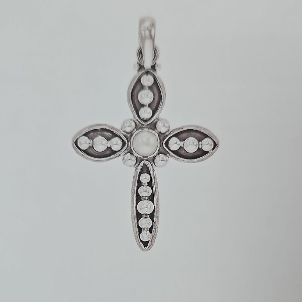 Silpada Silver Cross Necklace with Intricate Design